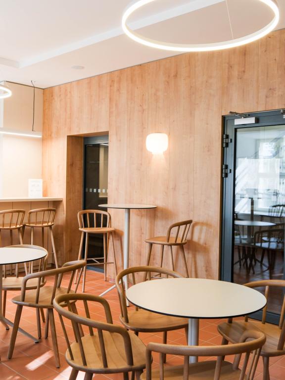 Malokarpatský salón vín - degustačná miestnosť