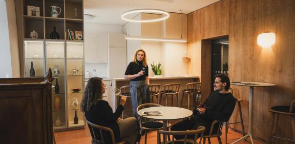 Malokarpatský salón vín - degustačná miestnosť