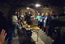 Deň otvorených Tokajských pivníc  - vo vnútri historickej pivnice