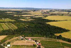 Potulky za vínom viničnou horou - pohľad na vinohrady