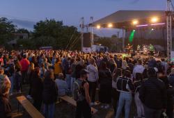 Vínny festival - Bátorové Kosihy - koncert vonku